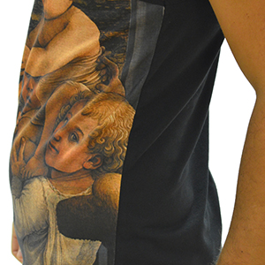 If only printing on the front panel of the garment, the side seams will show with clean edges. If only printing on the front panel of the garment, the side seams will show with clean edges.